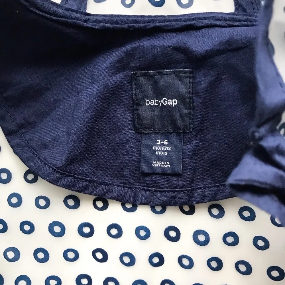 Babygap navy transparent hooded rain jacket EUC 3-6 months